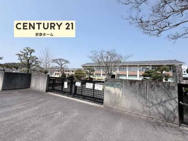 4LDK House for Sale in Nara City with 95 sqm - Thumbnail 2