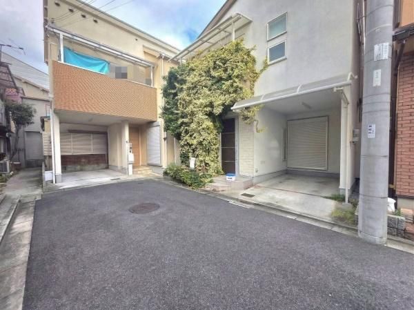 3LDK Detached House Near Kadoma-shi Station, Osaka - Thumbnail 2