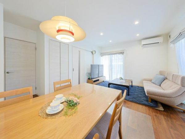 3LDK Corner Lot House with Solar Power in Higashiosaka, Osaka - Thumbnail 2