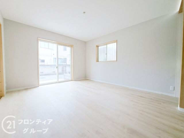 4LDK House for Sale in Yao City, Osaka Near Kawachi-Yamamoto Station - Thumbnail 4