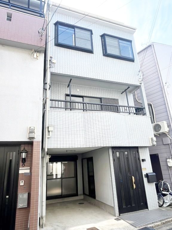 4SLDK Detached House for Sale in Higashiosaka, Osaka - Thumbnail 2