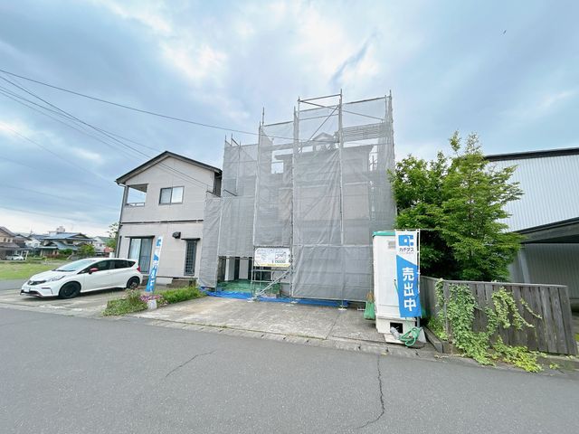 Renovated 4LDK House in Fukui City with Parking - Thumbnail 2