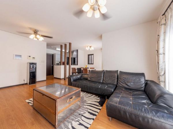 4LDK Detached House for Sale in Yodogawa, Osaka - Thumbnail 3