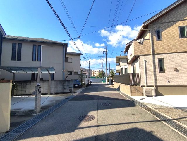 4SLDK Detached House in Kamikoshien, Nishinomiya - Thumbnail 2