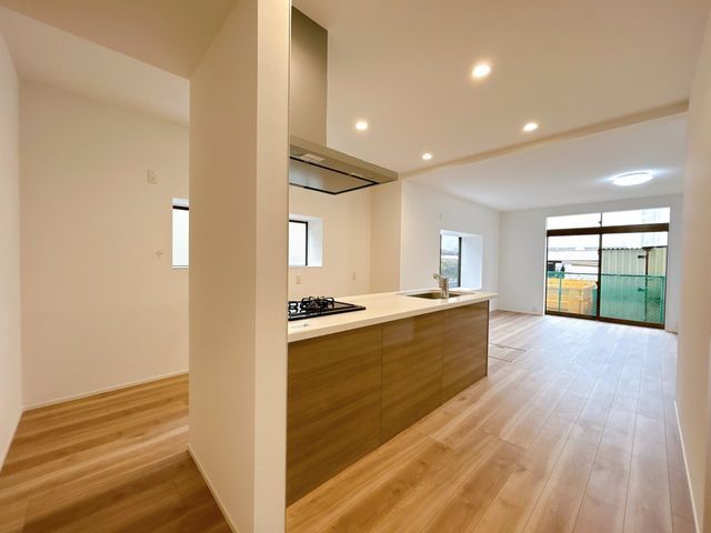 Renovated 4LDK House for Sale in Maizuru, Kyoto | 115m² - Thumbnail 3