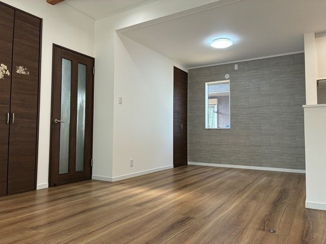 Renovated 4SLDK House in Yokkaichi, Mie - 117 sqm - Thumbnail 3