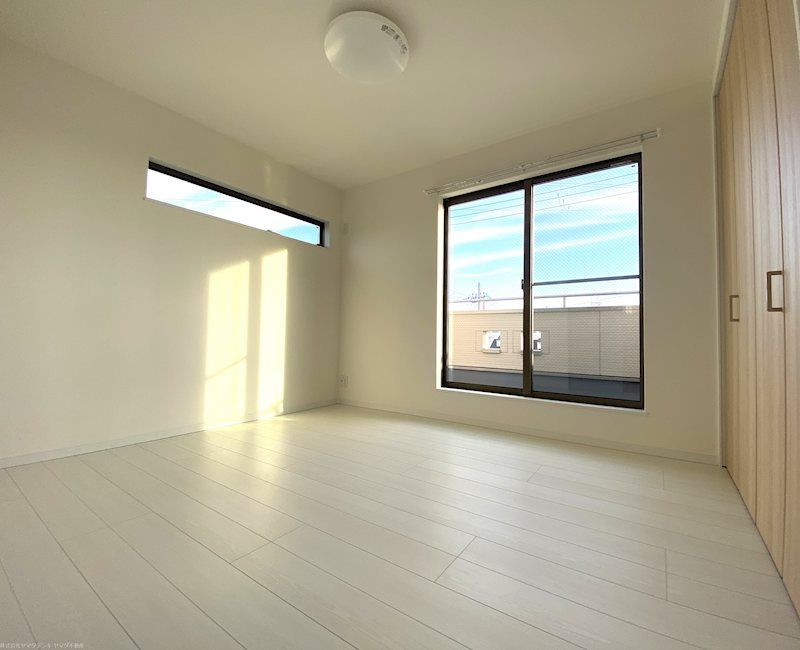 Modern 2SLDK House with Underfloor Heating & Sauna in Settsu, Osaka - Thumbnail 4