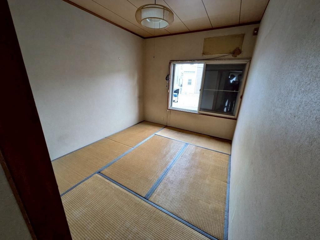 4DK Detached House for Sale in Katano City, Osaka - Thumbnail 4