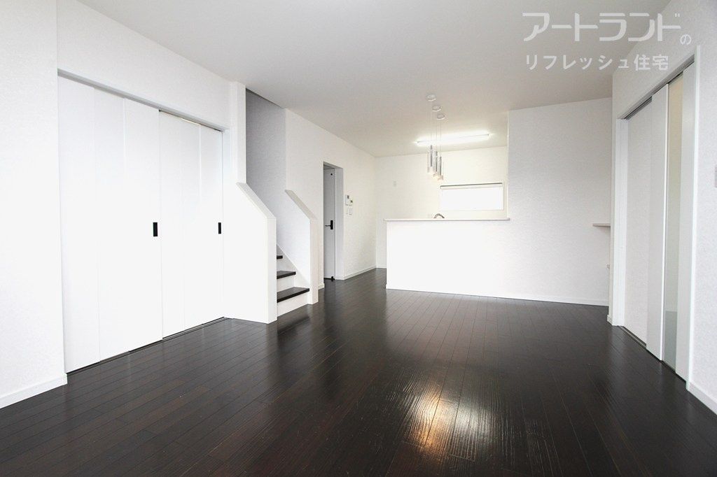 Renovated 4SLDK House with Parking & 5-Year Warranty in Tatsuno - Thumbnail 3