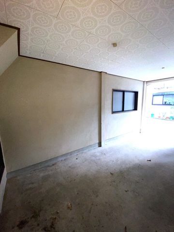 4DK Detached House for Sale in Nishi-Yodogawa, Osaka - Thumbnail 3