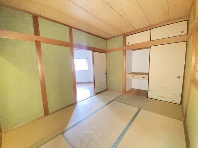 4DK Detached House for Sale in Nishi-Yodogawa, Osaka - Thumbnail 4