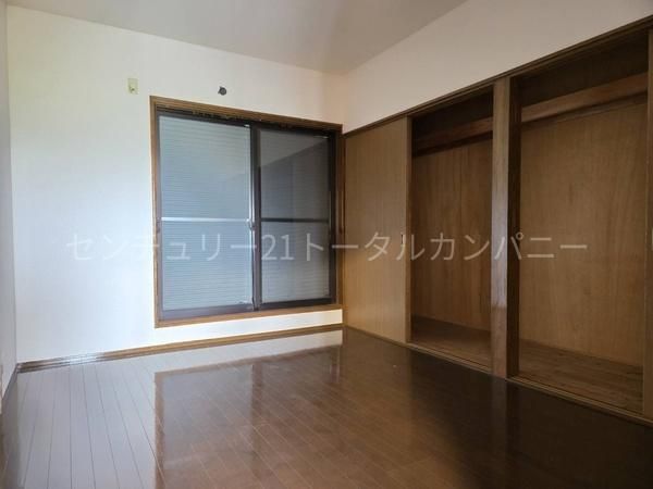 5LDK House for Sale in Mimata-cho, Miyazaki - 167.92 sqm - Thumbnail 3