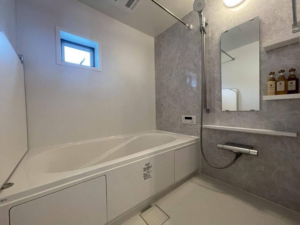 3LDK Wooden House for Sale in Ikuno-ku, Osaka - Thumbnail 4