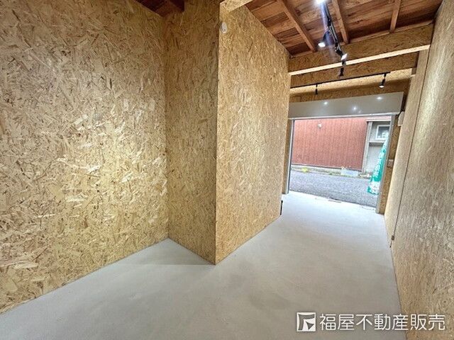 Renovated 1K Terrace House for Sale Near Shinodayama Station, Izumi - Thumbnail 3