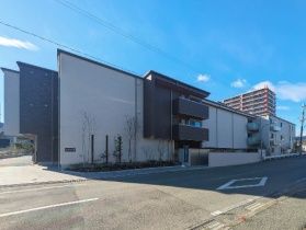Arc-en-Ciel 2-Story Wooden Apartment Near Kumamoto Station - Thumbnail 3