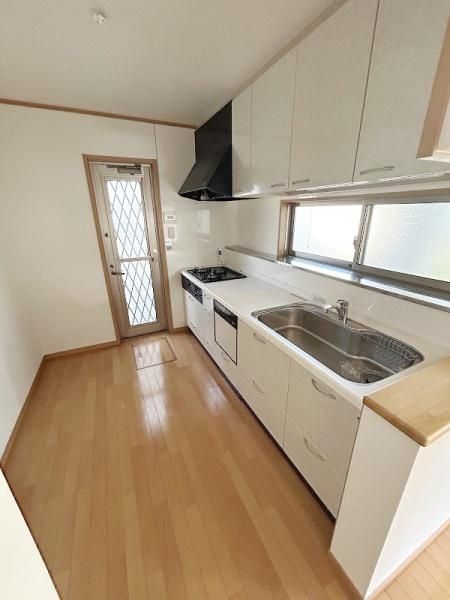 Renovated 3LDK House in Kumatori, Osaka - 100.81 sqm - Thumbnail 4