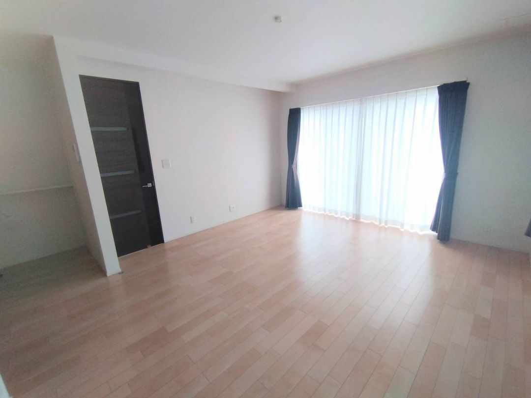 3SLDK House for Sale in Wakayama City, Akizuki - 123m² - Thumbnail 3
