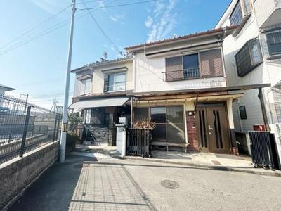 9DK Terrace House for Sale in Tadaoka, Osaka — House, Tadaoka, Osaka