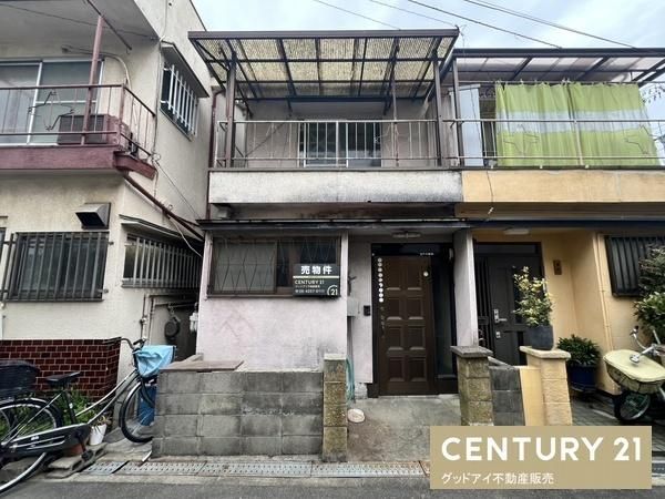 3DK Detached House for Sale in Tsurumi Ward, Osaka - Thumbnail 2
