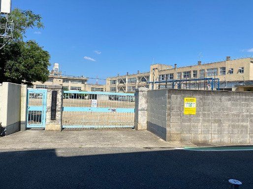 3LDK Detached House for Sale in Matsubara City, Osaka - Thumbnail 4