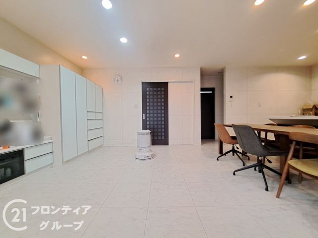 2LDK House for Sale in Sakurai City, Nara - 96.05sqm - Thumbnail 3