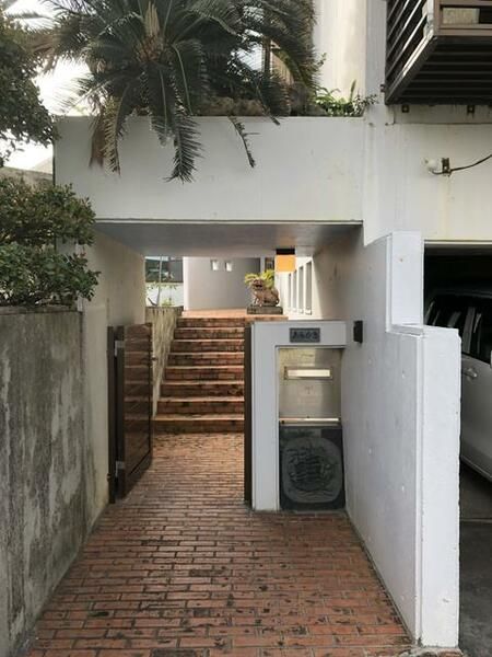 4LDK Rental House with Garden in Yonabaru, Okinawa - Thumbnail 4