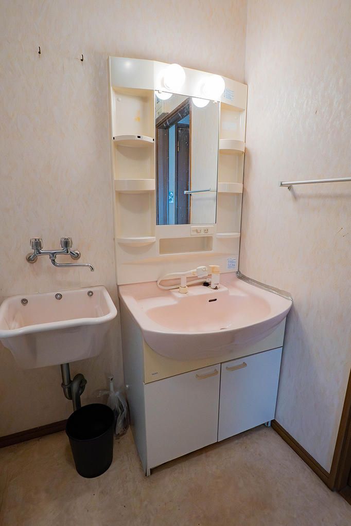 3LDK Detached House in Wakayama City for Sale - Thumbnail 4