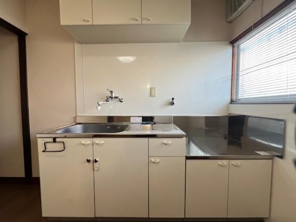 Renovated 3DK Wooden House for Sale in Higashiosaka, Osaka - Thumbnail 4