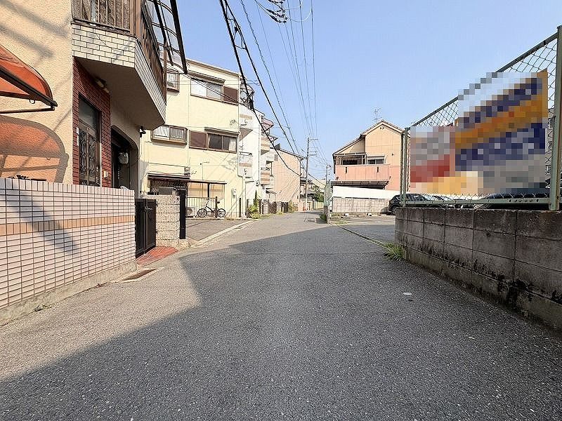 3LDK House for Sale in Higashiosaka, Osaka - Near Wakae-Iwata Station - Thumbnail 2