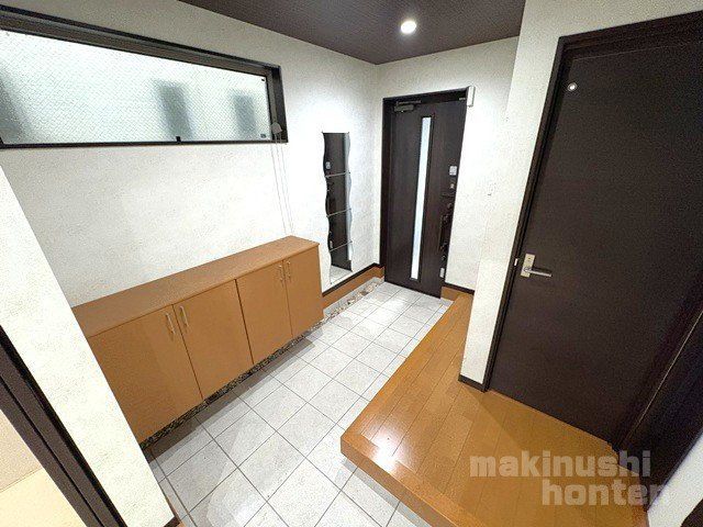 Modern 4LDK House for Sale in Fujiidera, Osaka - Thumbnail 2