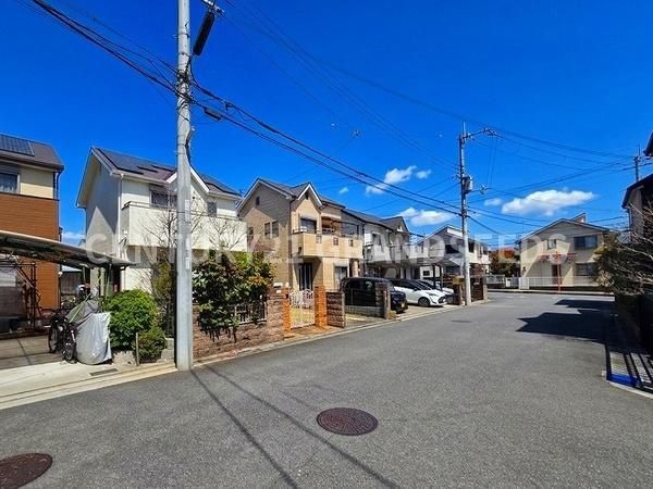 4LDK Detached House in Takatsuki, Osaka with Solar Panels & Garden - Thumbnail 4