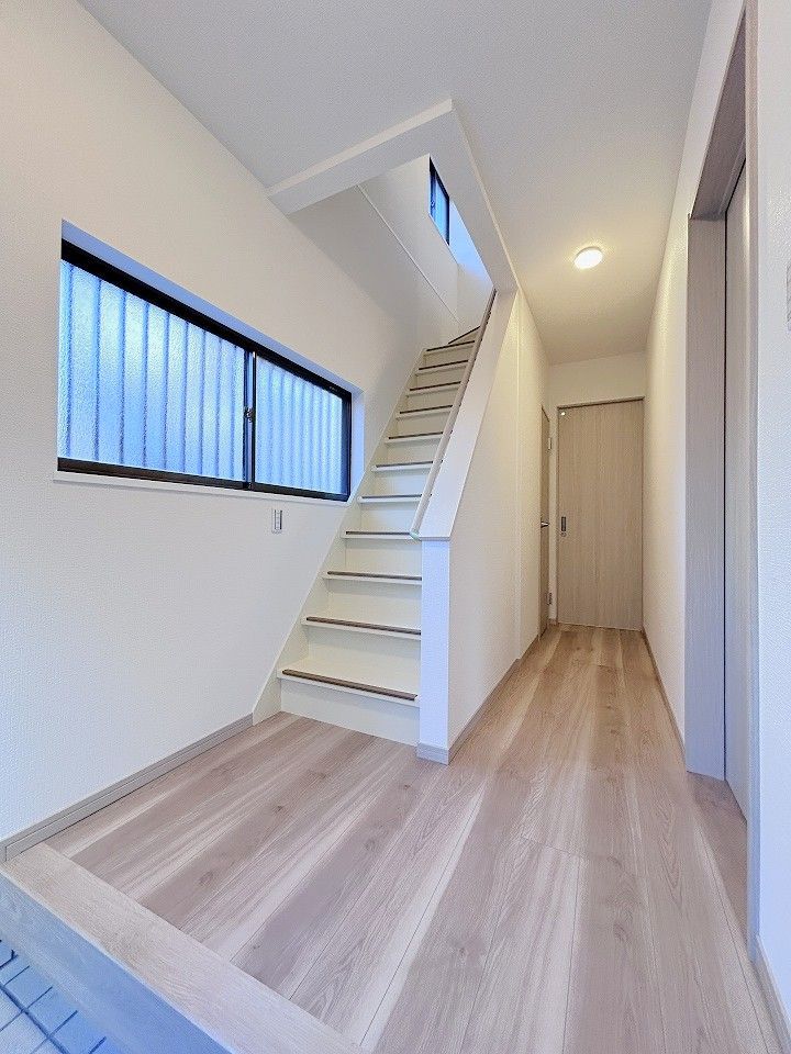 Renovated 3LDK Corner Lot House Near Osaka Airport Station, Ikeda - Thumbnail 4