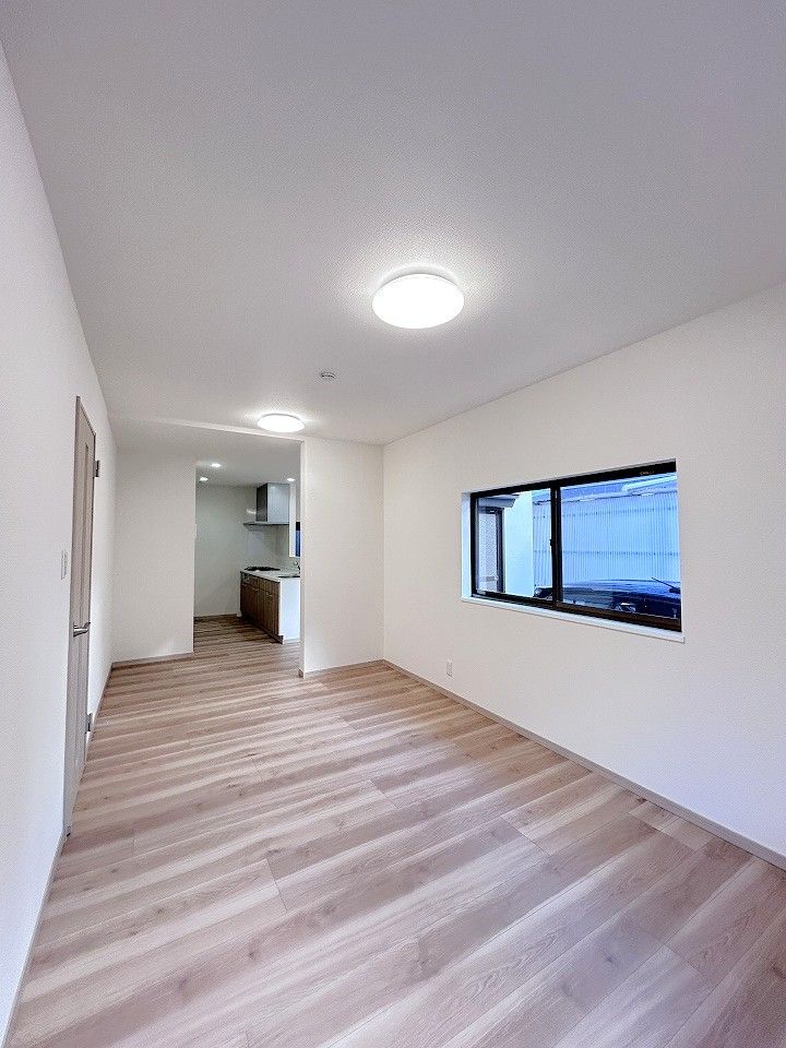 Renovated 3LDK Corner Lot House Near Osaka Airport Station, Ikeda - Thumbnail 3