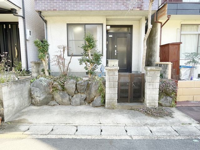 4LDK House for Sale in Fushimi, Kyoto - 69m² - Thumbnail 2