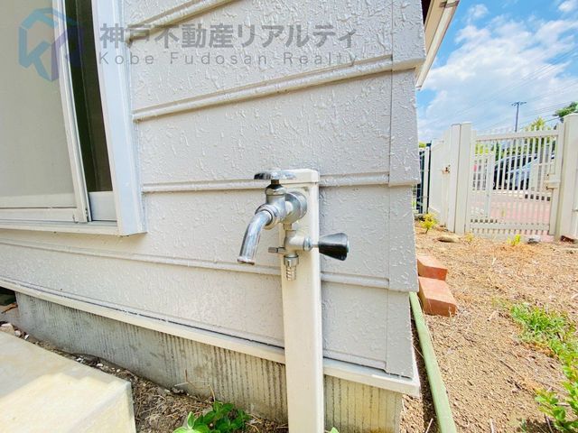 5LDK Detached House for Sale in Kasugadai, Kobe - Thumbnail 2