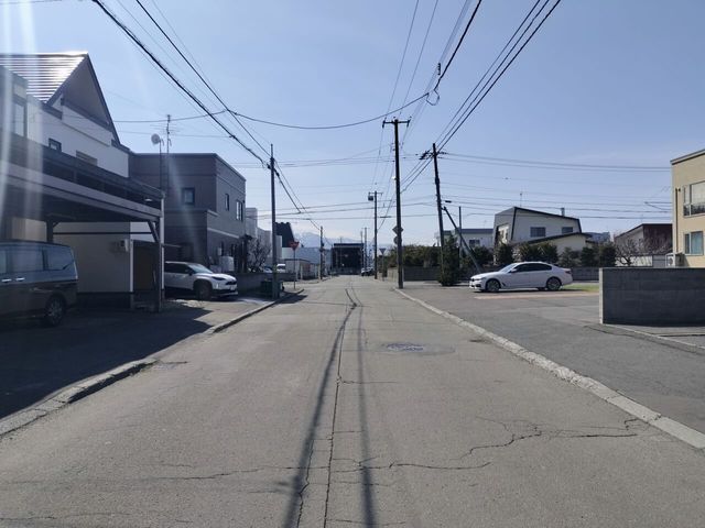 4LDK House for Sale in Higashi-ku, Sapporo, Hokkaido - Thumbnail 3