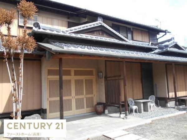 8LDK Japanese House for Sale in Himeji, Hyogo - Thumbnail 3