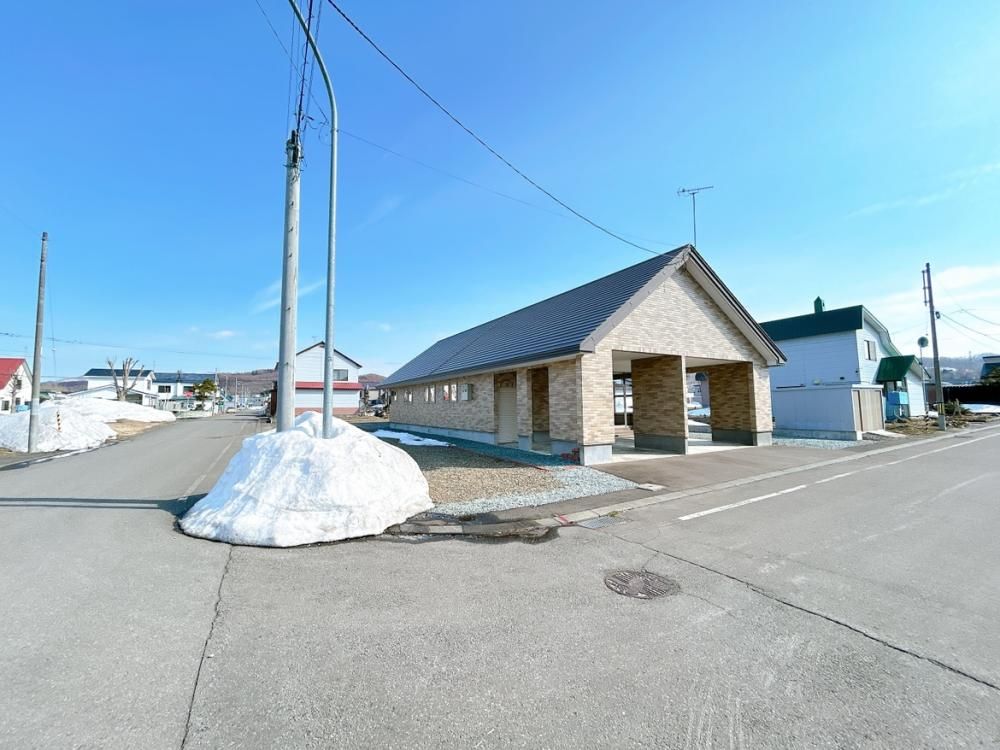 3SLDK Corner Lot House with Solar Panels in Mikasa, Hokkaido - Thumbnail 2