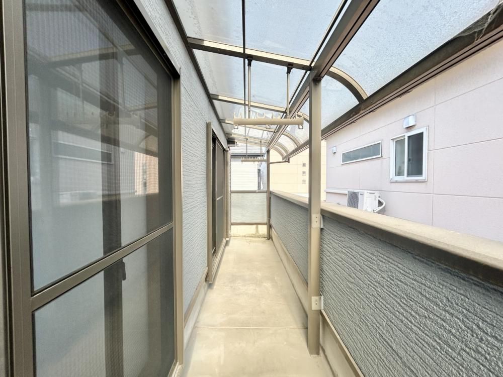 Renovated 3SLDK House in Izumisano, Osaka with 2-Car Parking - Thumbnail 2