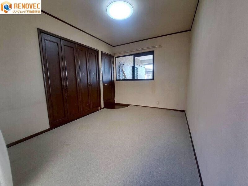 4LDK Detached House for Sale in Sakai, Osaka - Spacious Family Home - Thumbnail 4