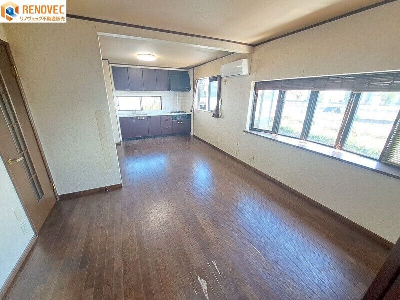4LDK Detached House for Sale in Sakai, Osaka - Spacious Family Home - Thumbnail 3