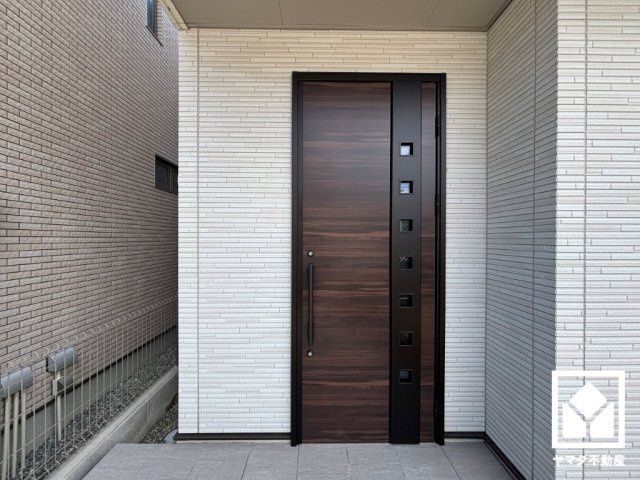 4LDK Detached House for Sale in Amagasaki, Hyogo - 108 sqm - Thumbnail 2
