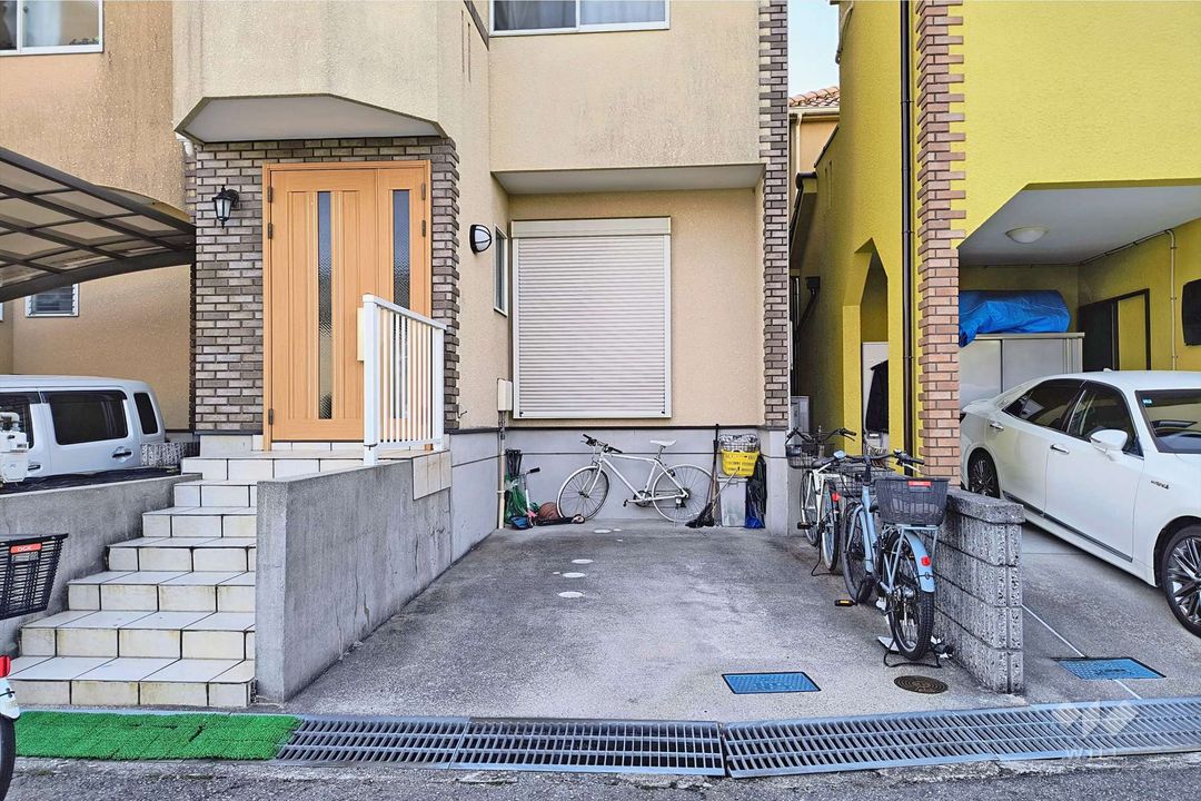 4LDK Detached House for Sale in Amagasaki, Hyogo - Thumbnail 2