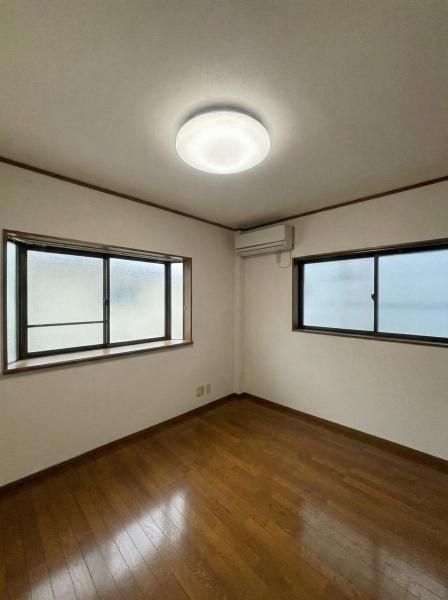 6LDK Steel-Framed House with Garage in Osaka Hirano | 3449万 Yen - Thumbnail 2