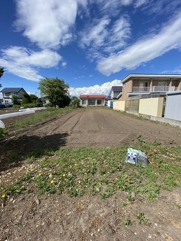 2LDK Renovation-Ready House in Otofuke, Hokkaido, 72.22m² - Thumbnail 3