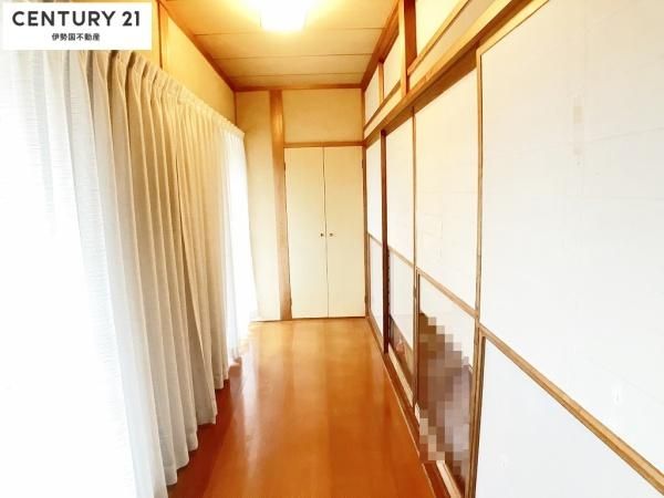 4LDK House for Sale in Yokkaichi, Mie - 184.98 sqm - Thumbnail 3
