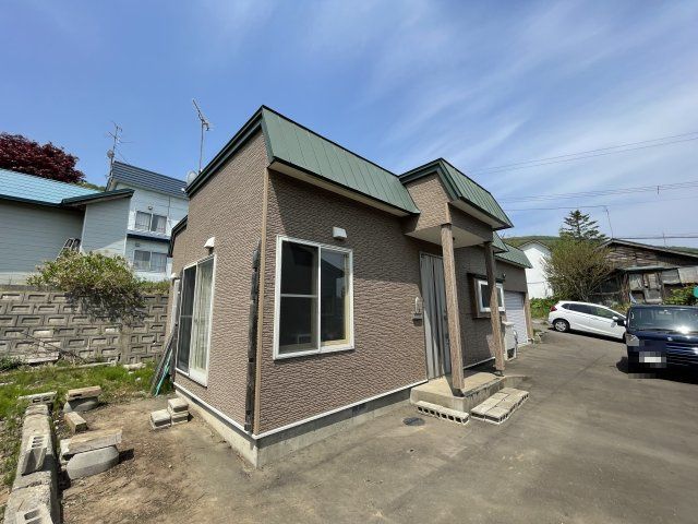 1LDK Single-Story House with 4 Parking Spaces in Otaru, Hokkaido - Thumbnail 3