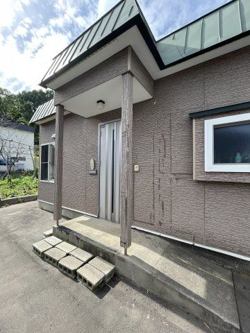 1LDK Single-Story House with 4 Parking Spaces in Otaru, Hokkaido - Thumbnail 2