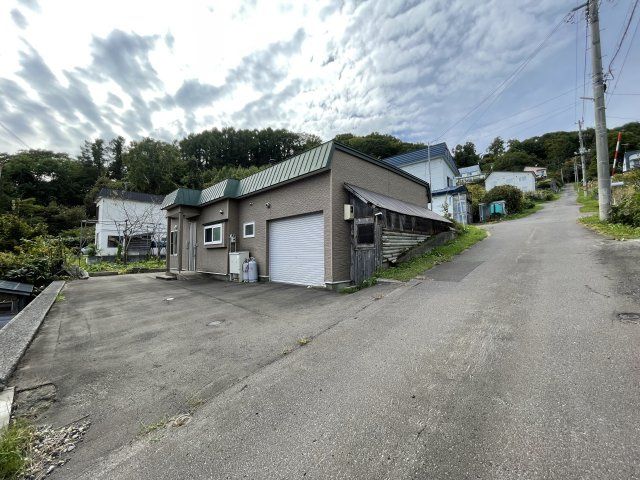 1LDK Single-Story House with 4 Parking Spaces in Otaru, Hokkaido - Thumbnail 4