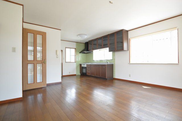 4SLDK House for Sale in Himeji with 10.29% Yield - Thumbnail 3